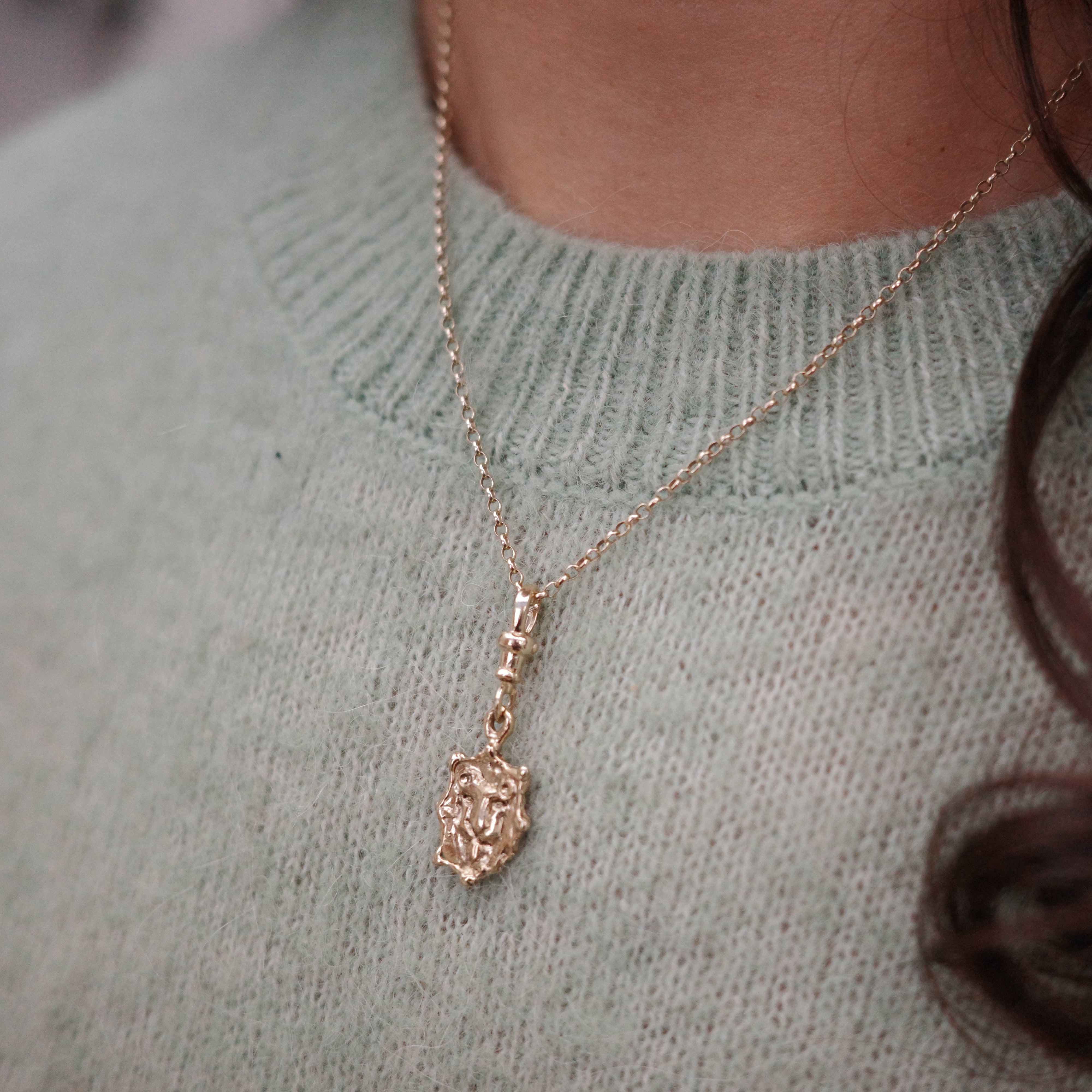 THE AURELION PENDANT — Lion Reversible Charm (9ct gold)