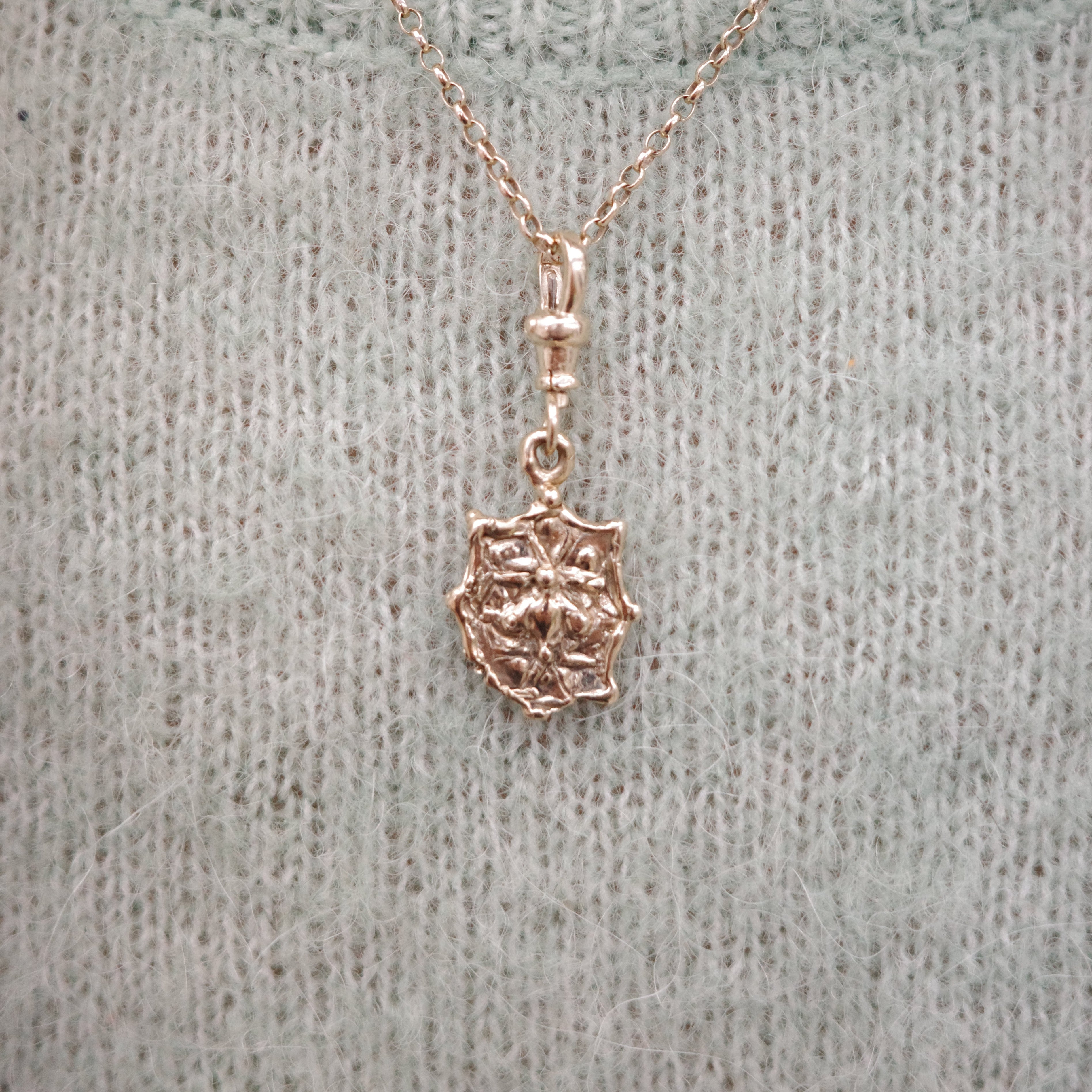 THE AURELION PENDANT — Lion Reversible Charm (9ct gold)