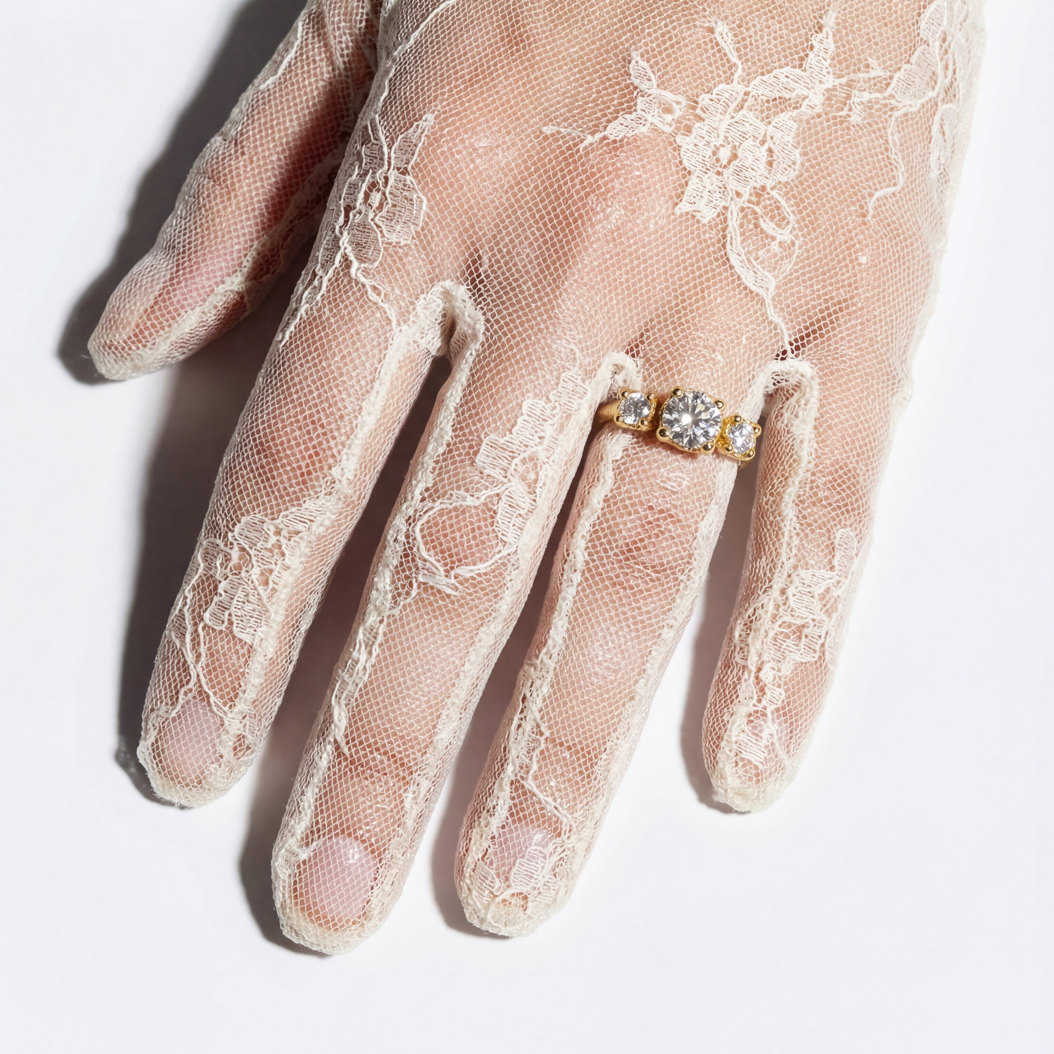 The Aurea Tria Ring - Yellow Gold