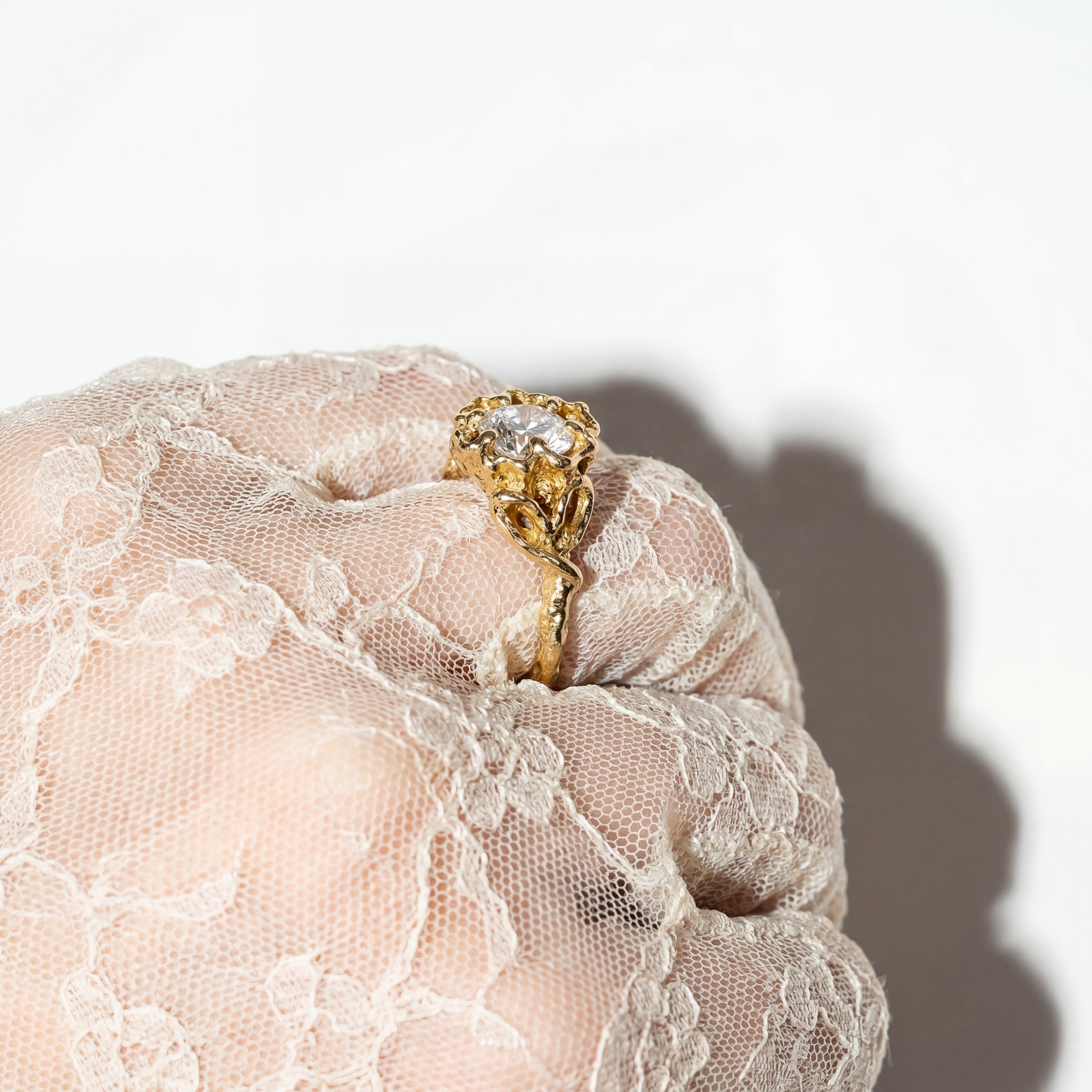 The Sacra Rosa Ring - Yellow Gold