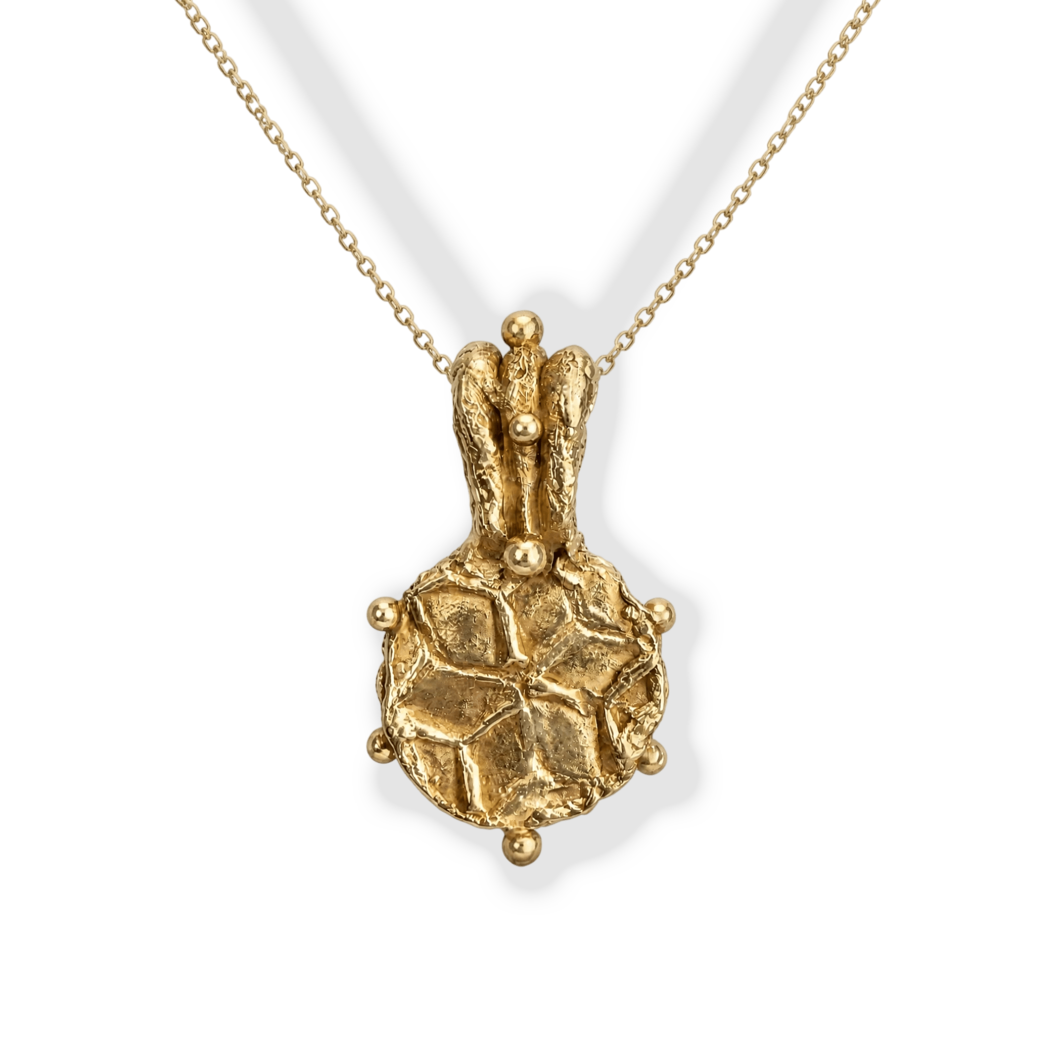 The Favus Pendant Necklace