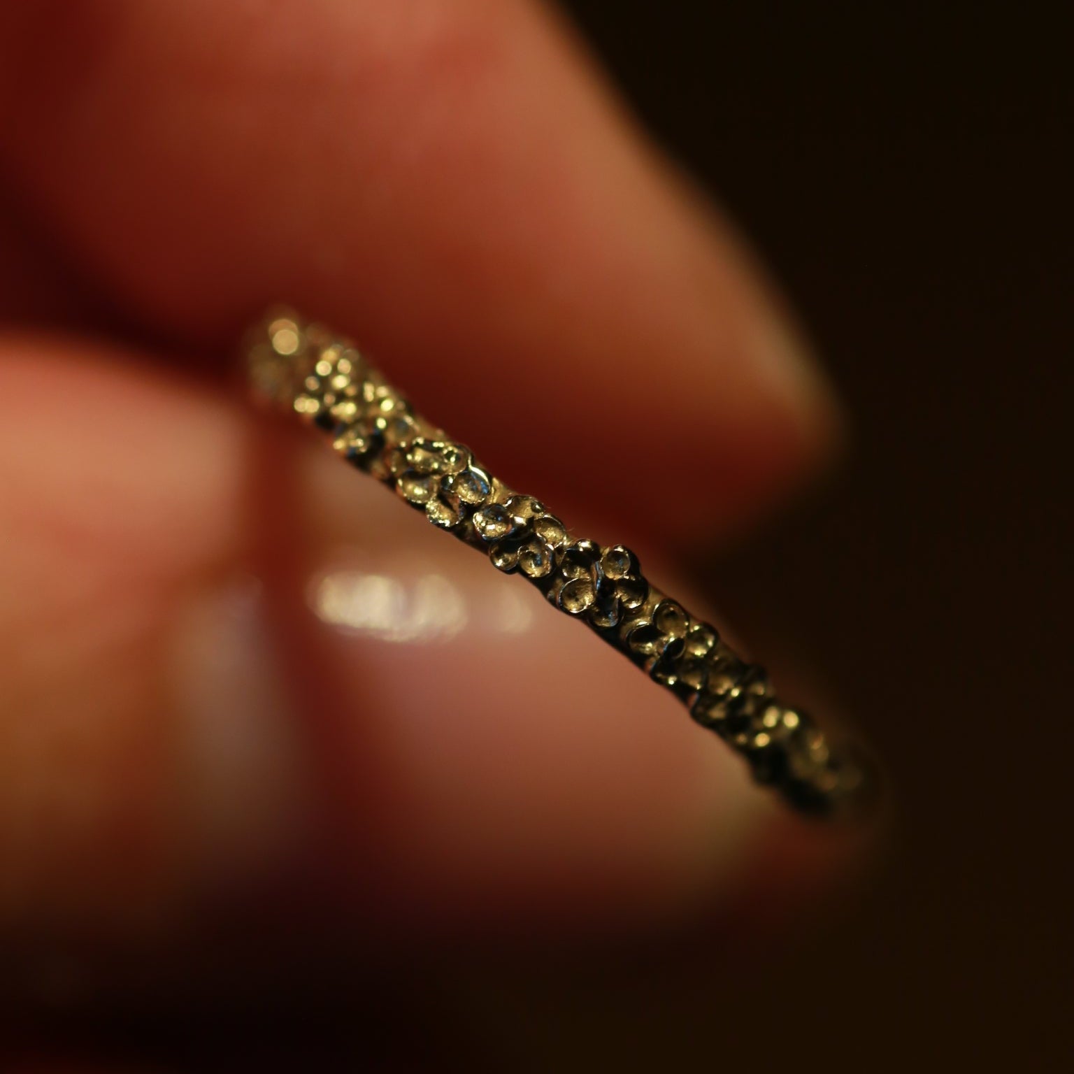 THE LYRIA BAND — Skinny Floral Stacking Band (9ct Gold)