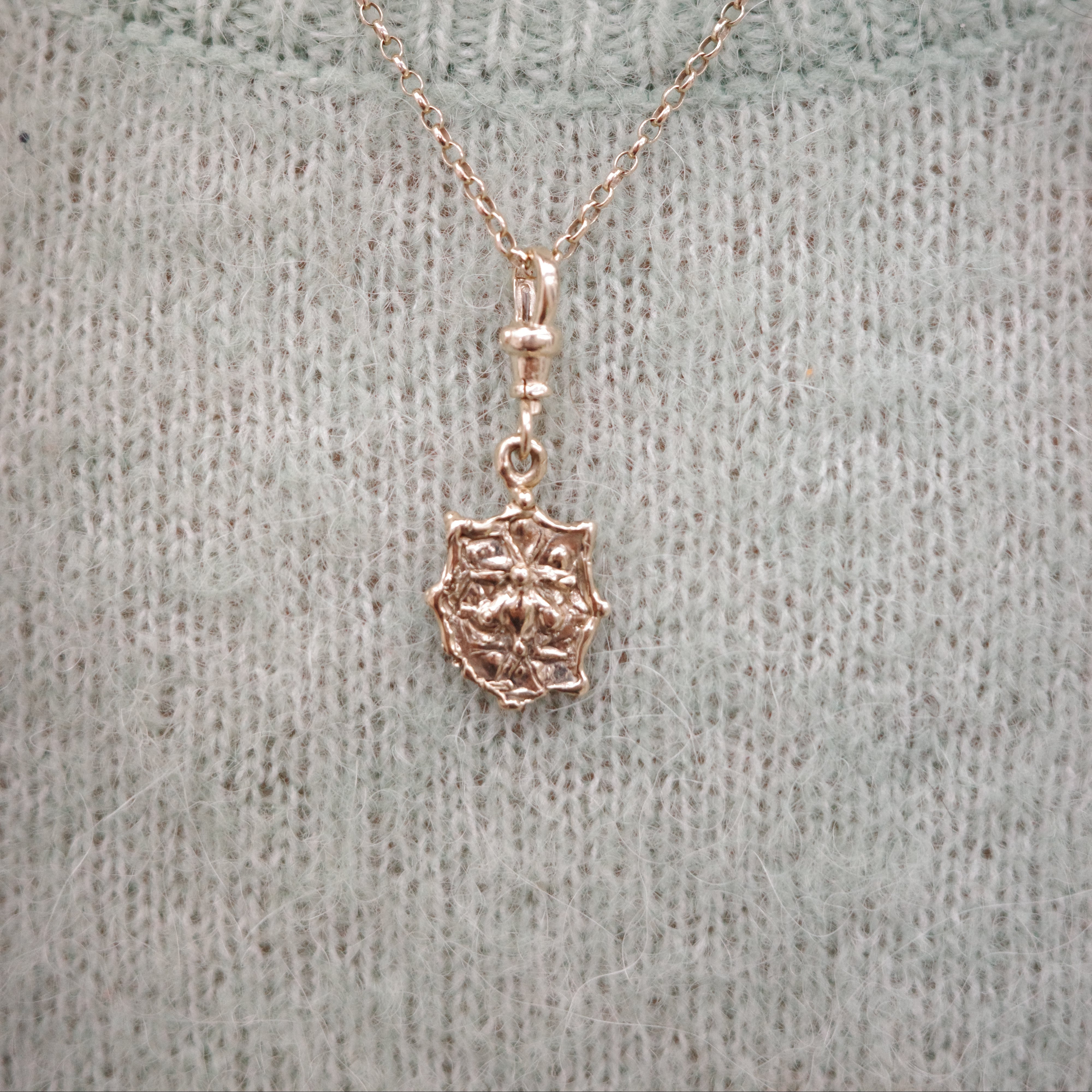 THE AURELION PENDANT — Lion Reversible Charm (9ct gold)