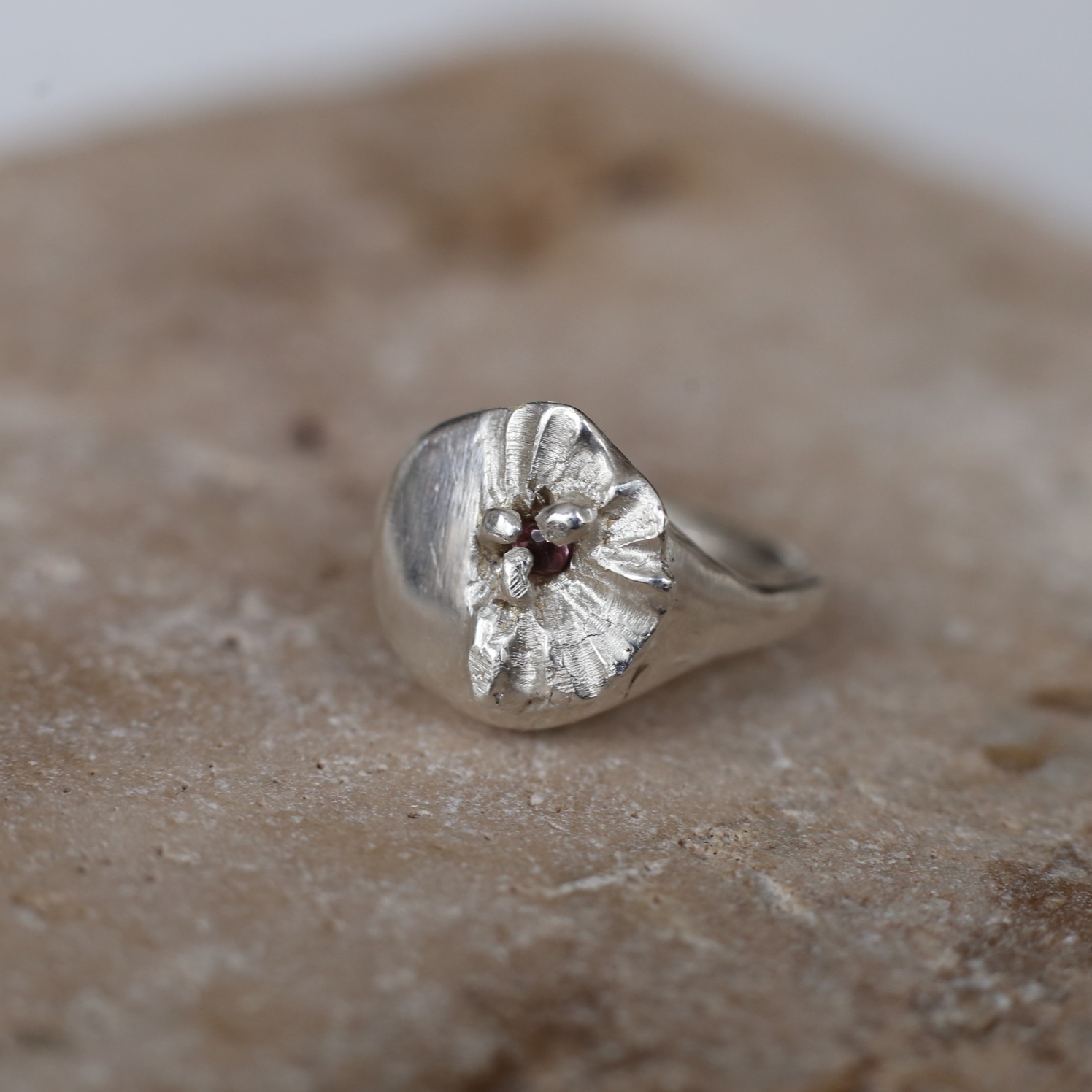 The Flora Signet Ring - Sterling Silver