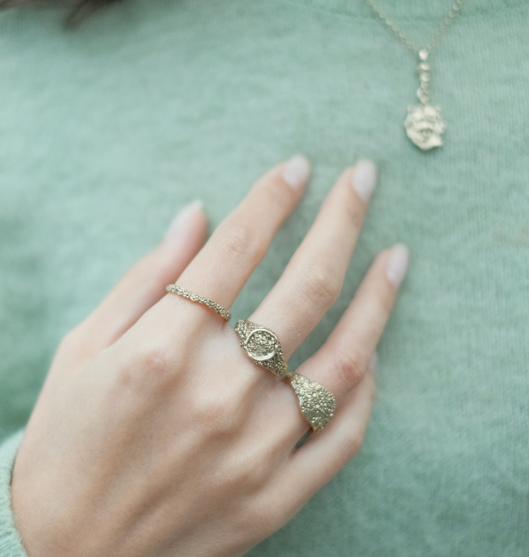 THE AMARA BLOOM RING — Floral Chunky Ring (9ct Gold)