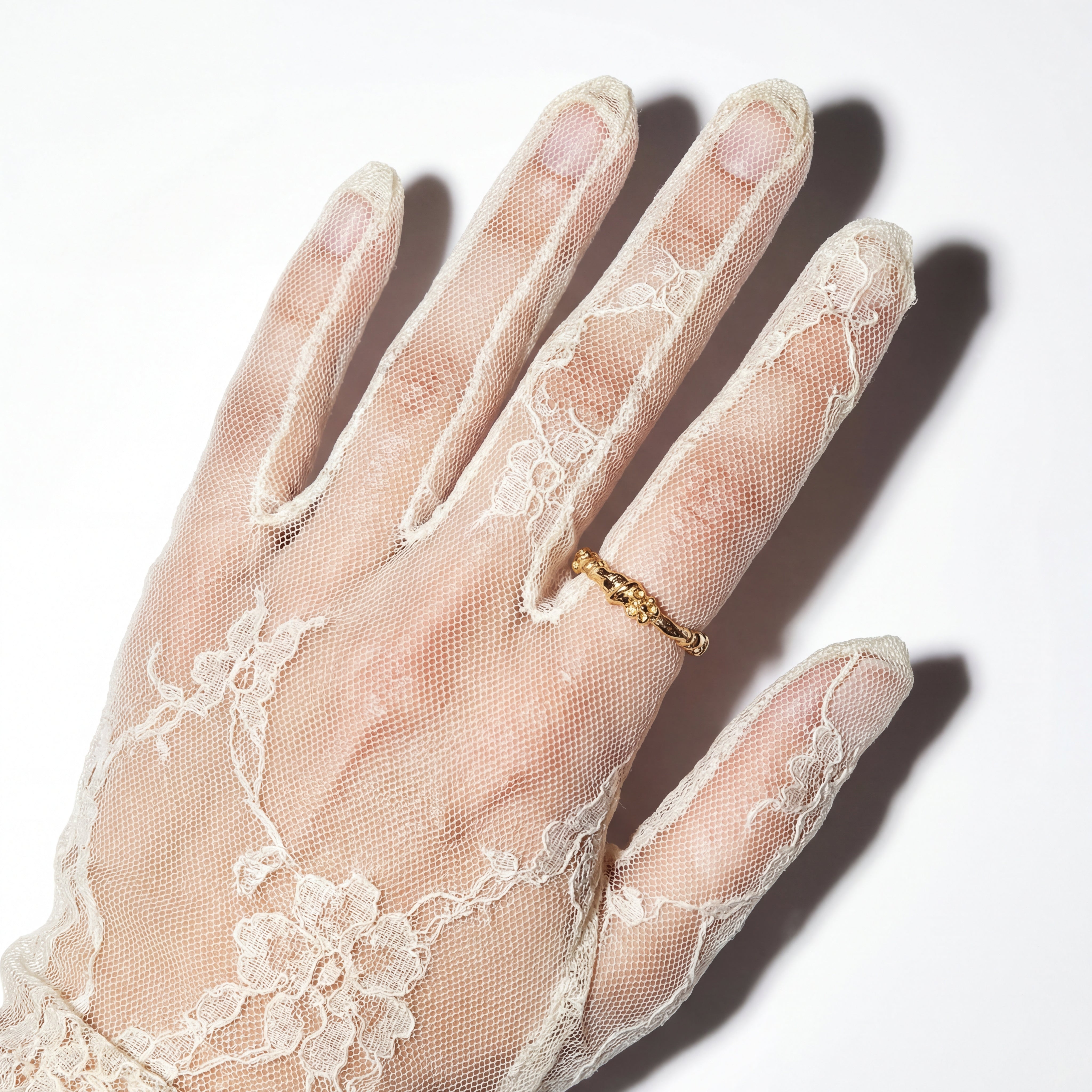 The Aurea Floria Ring - Yellow Gold