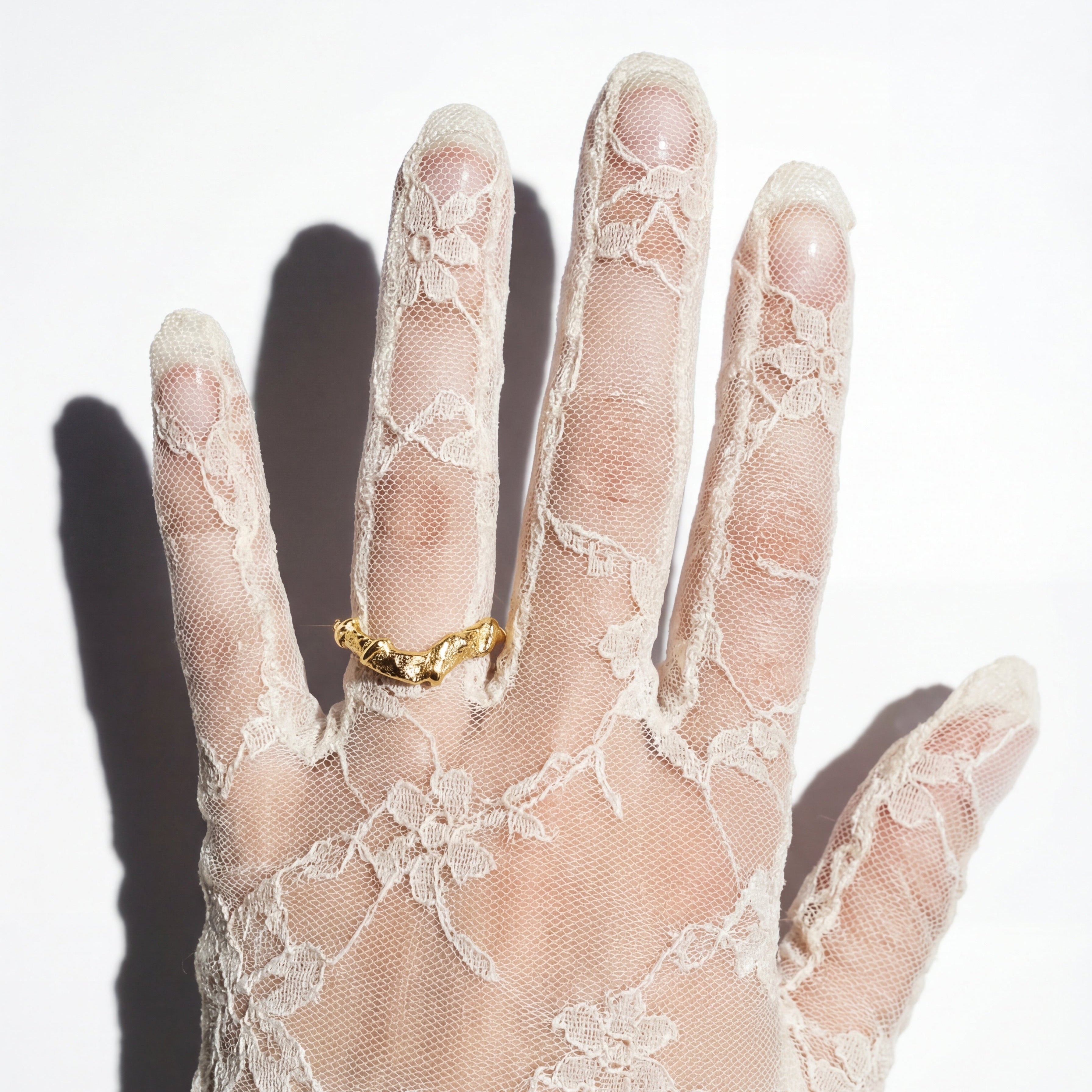 The Sacra Vinea Ring - Yellow Gold