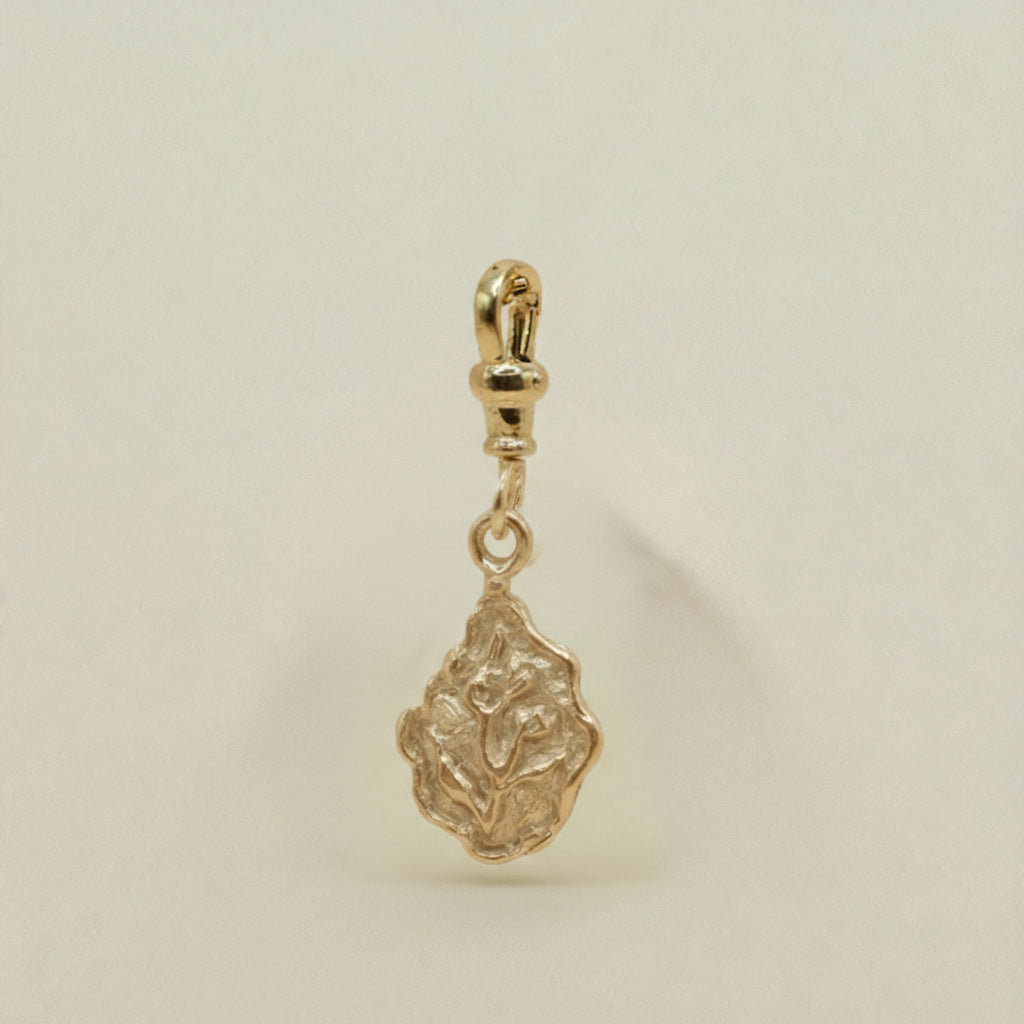 THE ECHO FLORA PENDANT — Reversible Charm (9ct Gold)