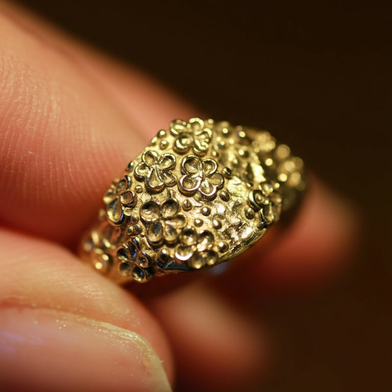THE AMARA BLOOM RING — Floral Chunky Ring (9ct Gold)
